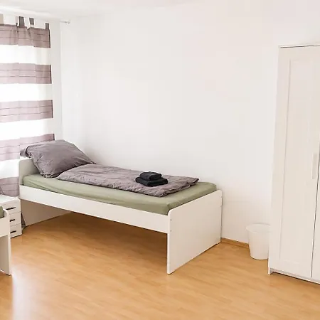 Lumini Ochelmitzer Str 9 아파트 *
