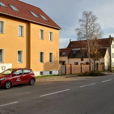 Lumini Ochelmitzer Str 9 아파트 Jesewitz