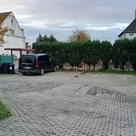 아파트 Lumini Ochelmitzer Str 9
